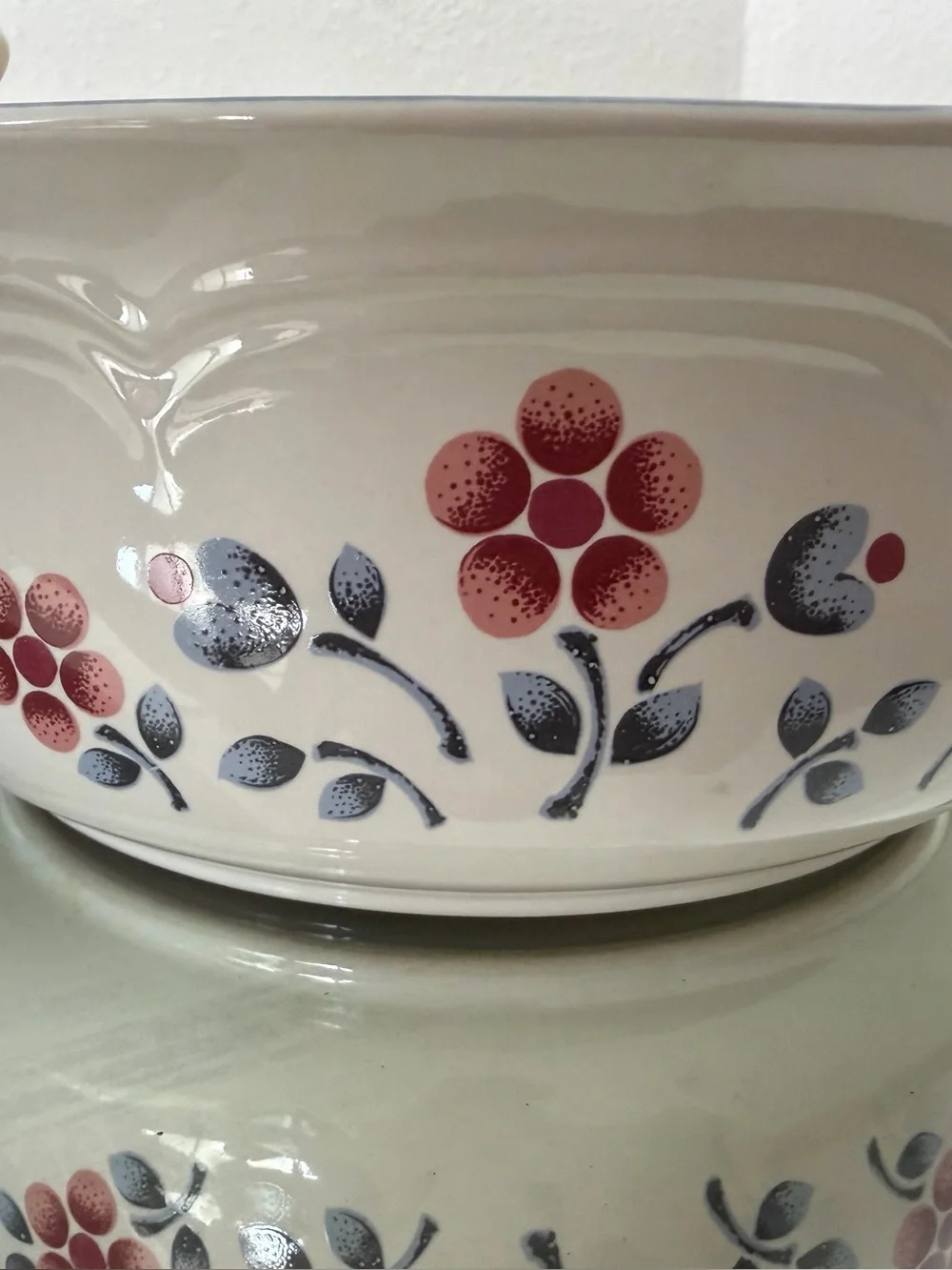Vintage Cumberland Brambleberry Covered Casserole Dish Hearthside Cottage-core